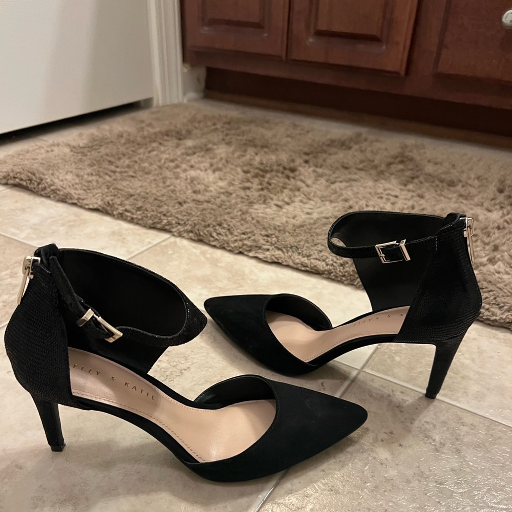 Womens shoes